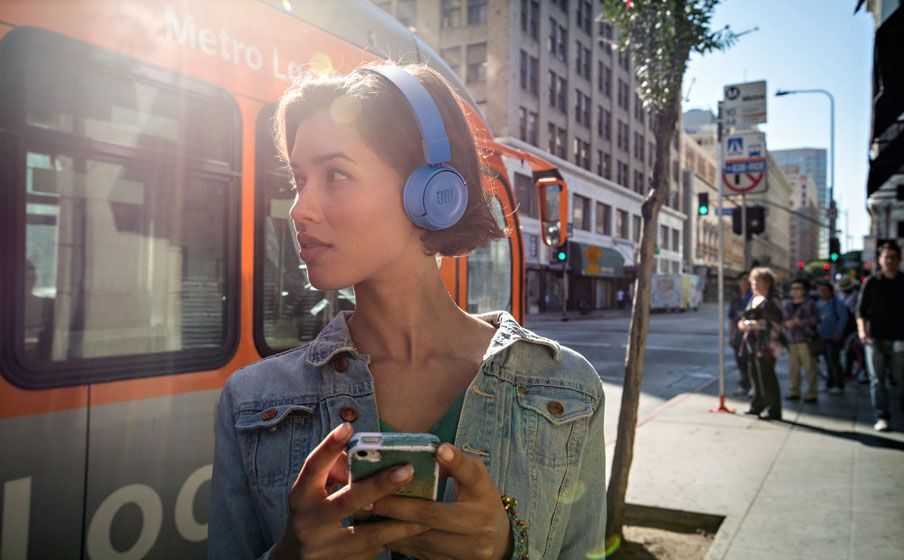 JBL T450BT Wireless On Ear Headphones